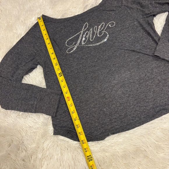 Victoria's Secret Bling Gray Long Sleeve Top Boat Neck Size Medium - Picture 2 of 10